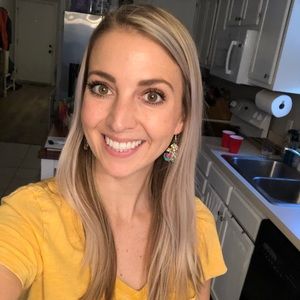 Meet your Posher, Cassie